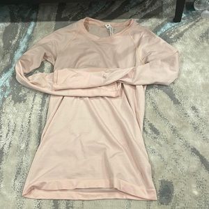 swiftly long sleeve lululemon shirt!